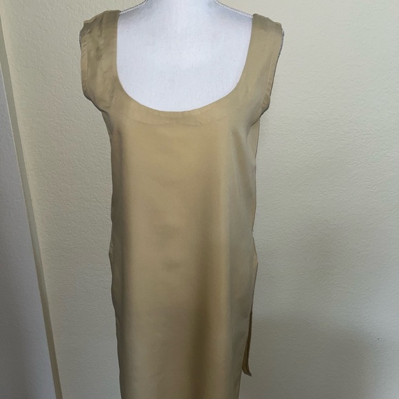 Fully Embroidered Net 3-Piece Pant Suit - New - Picture 10 of 12